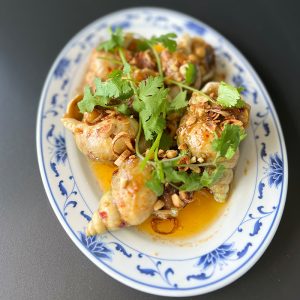 S9. Stir Fried Sweet Snails with Garlic (Ốc Hương Xào Tỏi)