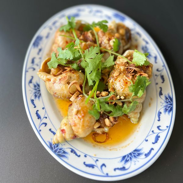 S9. Stir Fried Sweet Snails with Garlic (Ốc Hương Xào Tỏi)
